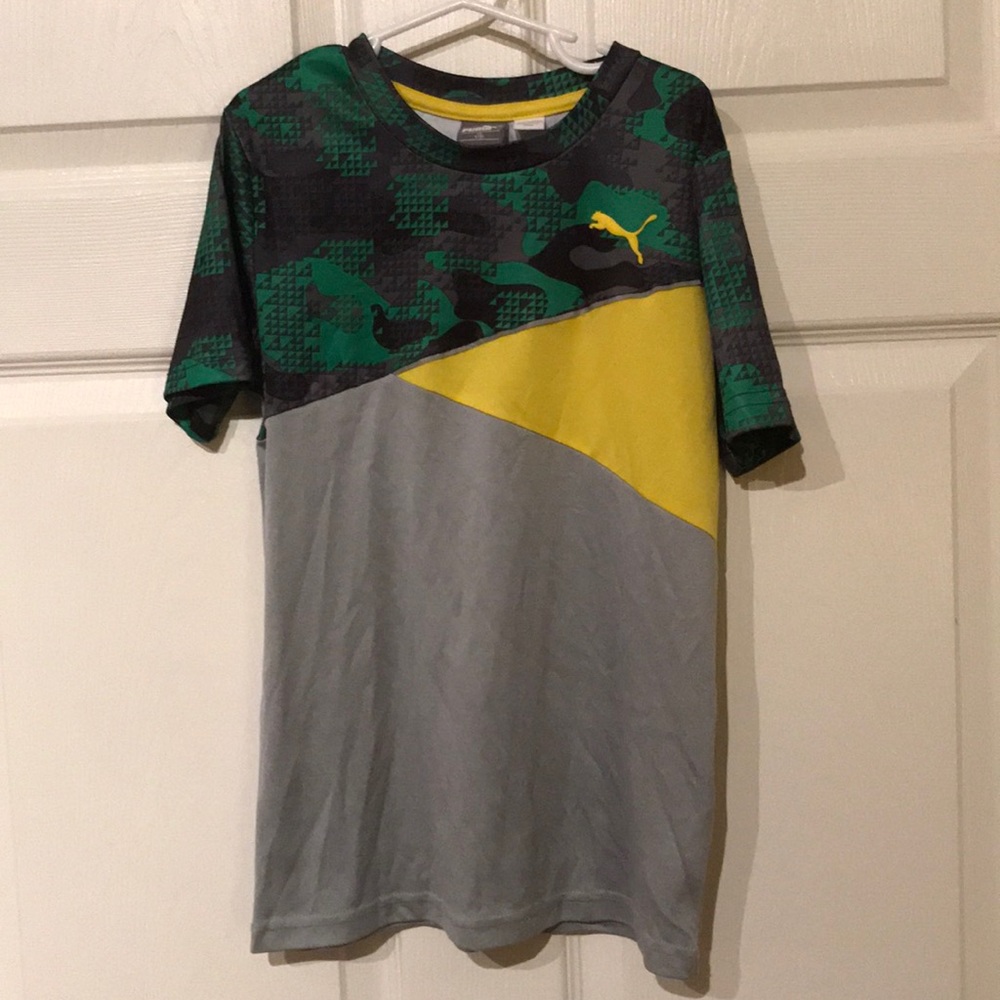 Child Puma athletic shirt